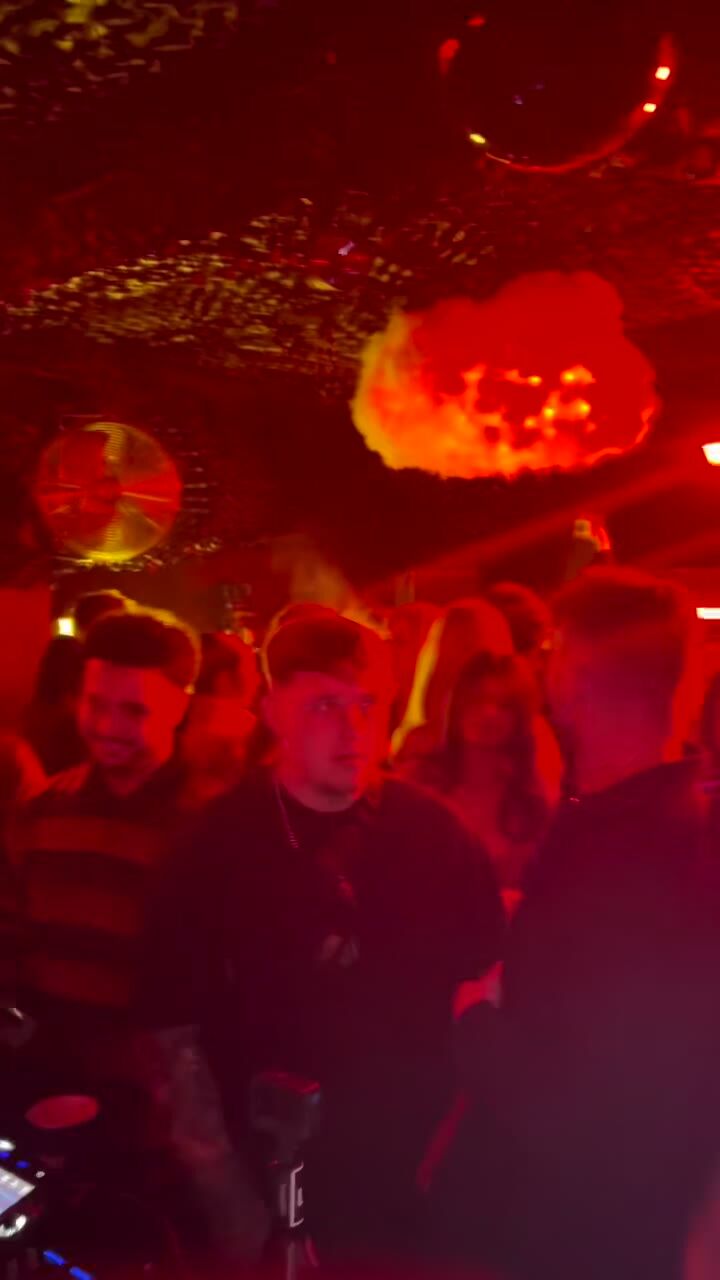 Dancefloor during Flávio's set